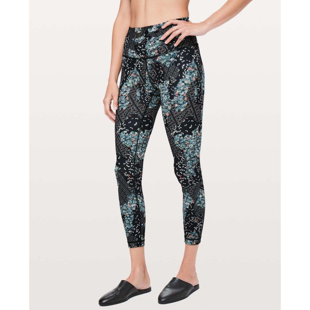 Lululemon Wunder Under Hi-Rise 7/8 Tight Assemblage Alpine Butterfly Size 6